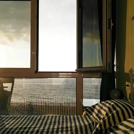 Apartment Seaviews-gijon-parking-2br-walk To Beach-wifi Gijon